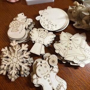 Wooden Christmas Ornaments Set